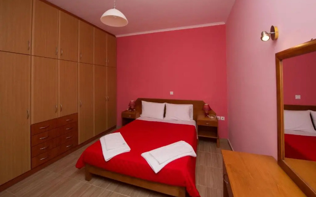 Anna Apartments