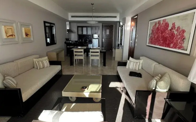 Grand Mayan 1 BR Master Suite
