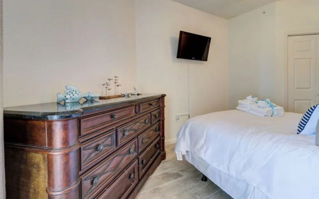 Stunning 2 Br/2 BA Third Floor Unit Directly On Santa Rosa Beach! Sleeps 6!