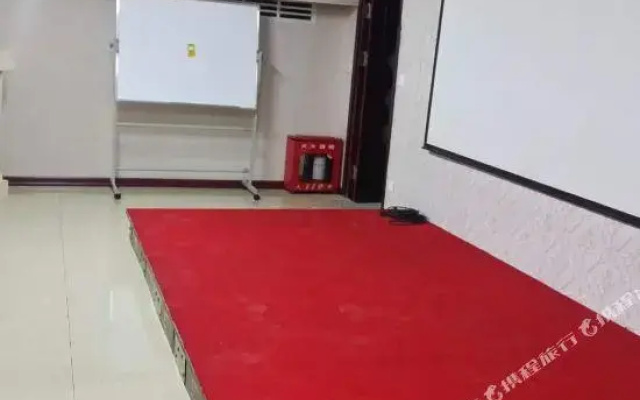 Super 8 Hotel Jinzhou Jin Hua