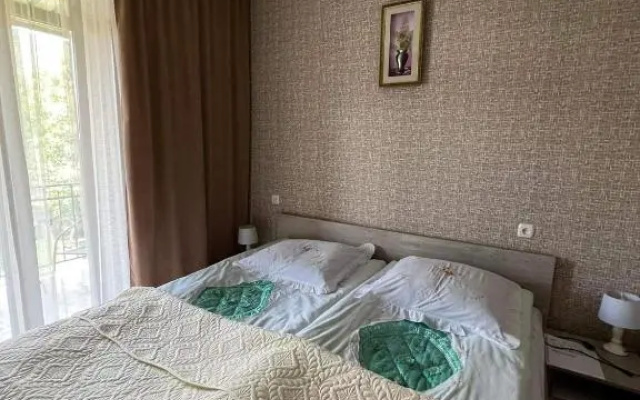 Tamazis Guest House