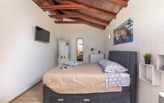 Holiday Home Sladonja Apartments