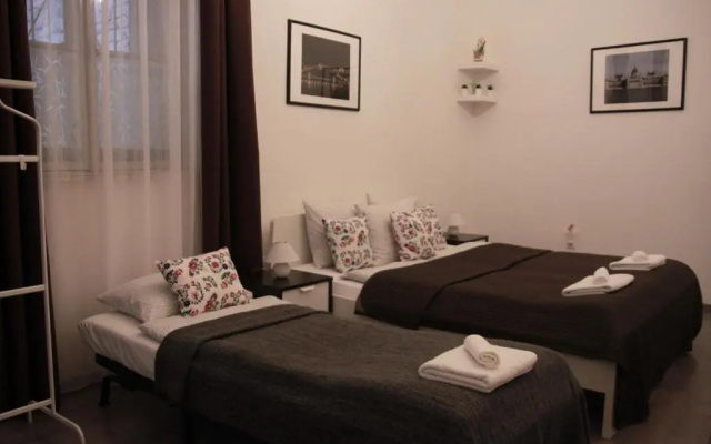 Duna Szecsi Apartman