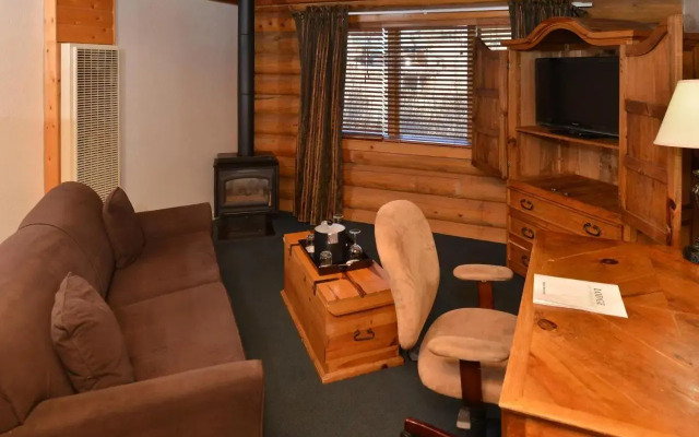 The Boulder Creek Lodge