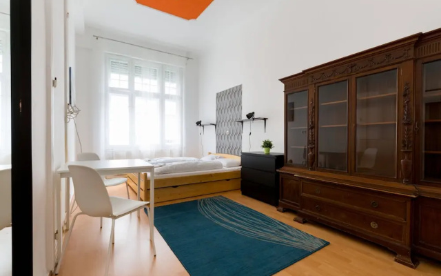 Budapest Apart-NAM-Queen Room