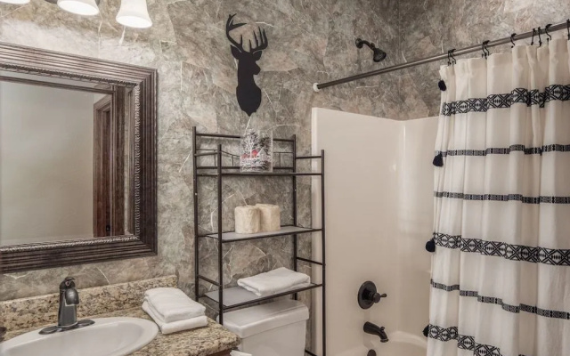 Avalon by Ruidoso Vacation Rentals