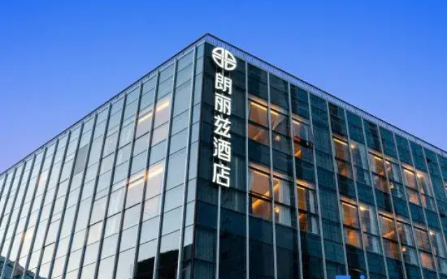 PALACE HOTELS（Beijing  Super Hopson One Life Science Park Metro Station）