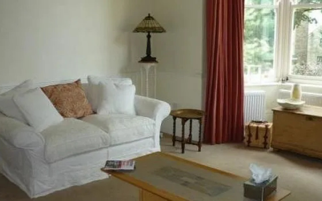 Alpine Lodge Guest House
