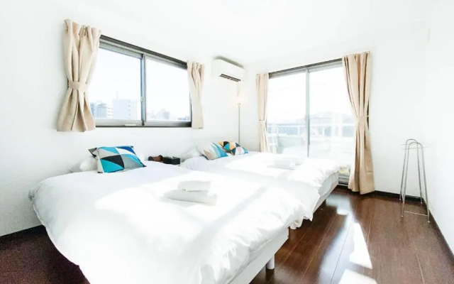 Yahiro 4-chome House 2F,3F