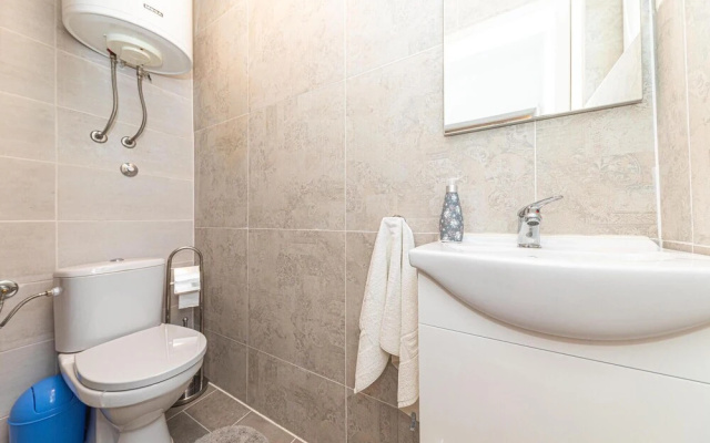 Nice Home in Kastel Kambelovac With Wifi and 3 Bedrooms