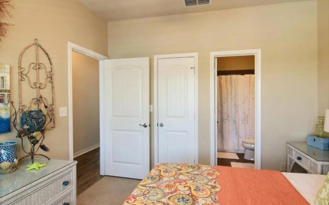 Shell Yeah by Silver Sands Vacation Rentals