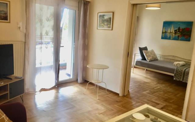 Luxury apartment near metro-Athens view