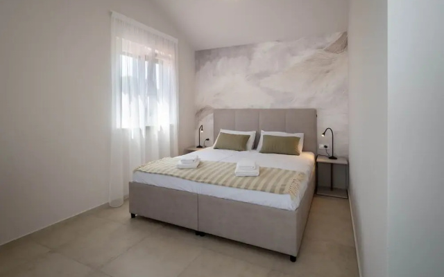 Holiday House Jewel With Private Pool