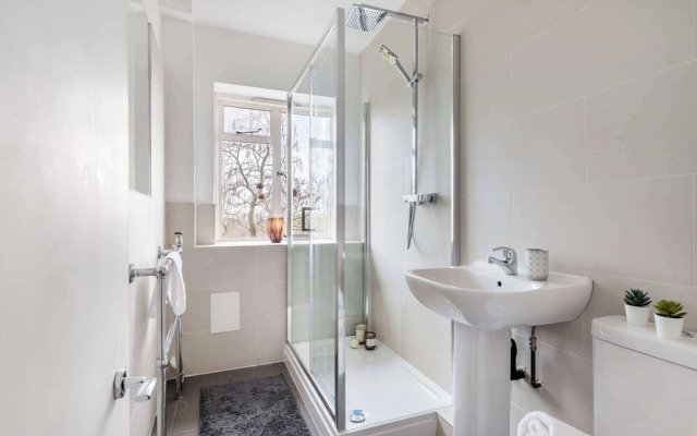 Cozy 1BR Near Hyde Park & Notting Hill