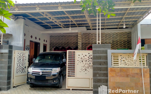 Navisha Guest House Syariah Near Exit Tol Batang