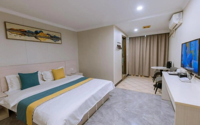 Dongsheng Business Hotel (Guangzhou North Railway Station Huadu Plaza)