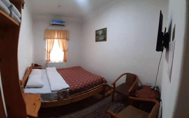 Karvonsaroy Hotel
