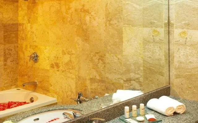 Rajaburi Boutique Hotel