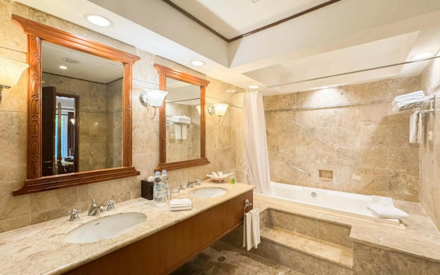 Lorin Solo Hotel