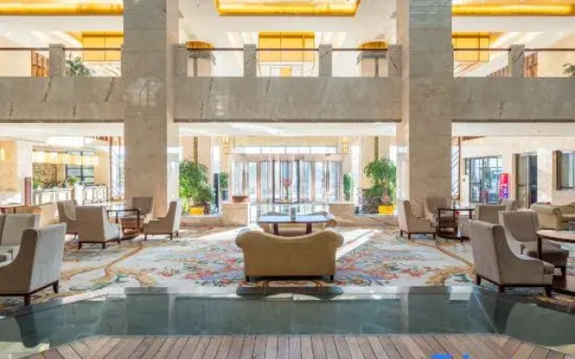 Zhongyuan Sunny International Hotel