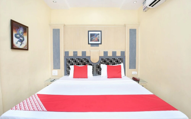 Gulshah Hotel by OYO