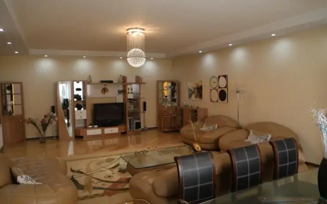Five Star Apartment