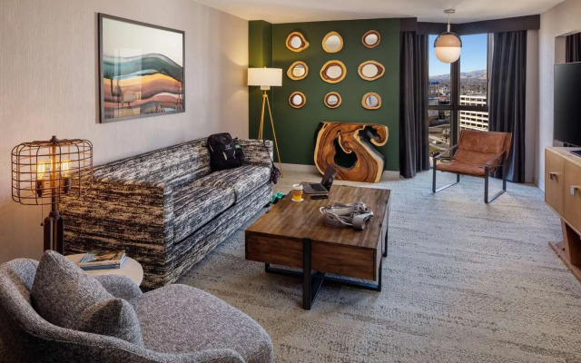 Whitney Peak Hotel Reno, Tapestry Collection by Hilton