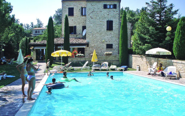 Apartment in Residence La Ginestra in Montelparo