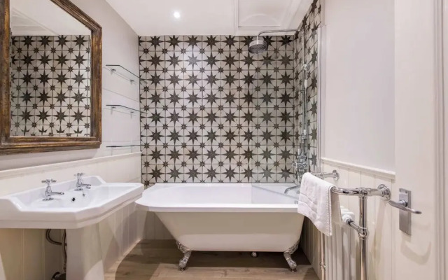 Stunning 2-bedroom Flat in Fulham