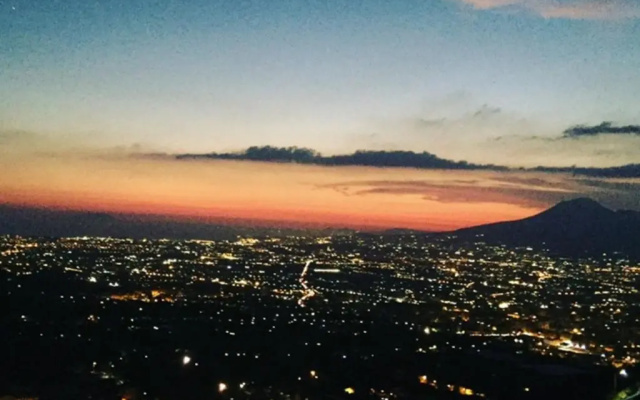 Secret pearl! Amalfi Coast, Pompei & Naples Free parking