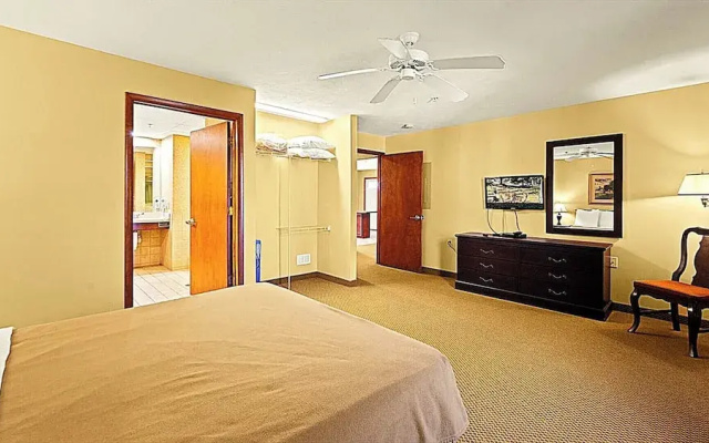 Westwood Condos by Coolvacay