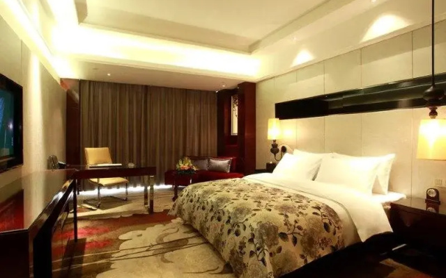 Chongqing Kingtown Hotel