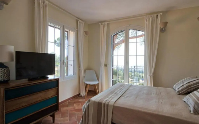 Appartement Ajaccio, 5 pièces, 8 personnes - FR-1-61-530