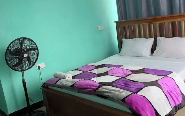 Kilimanjaro Smiley Inn