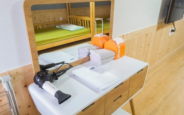 Seogwipo Hayanunduk Pension