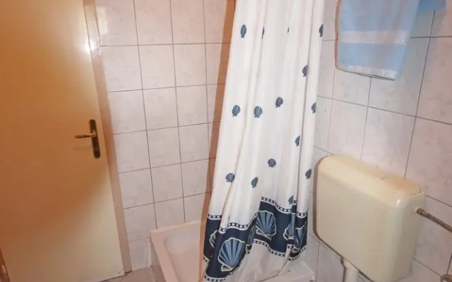 Family Ground Floor Apartment Puntamika