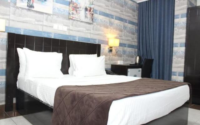 Oxygen Orbis Hotel
