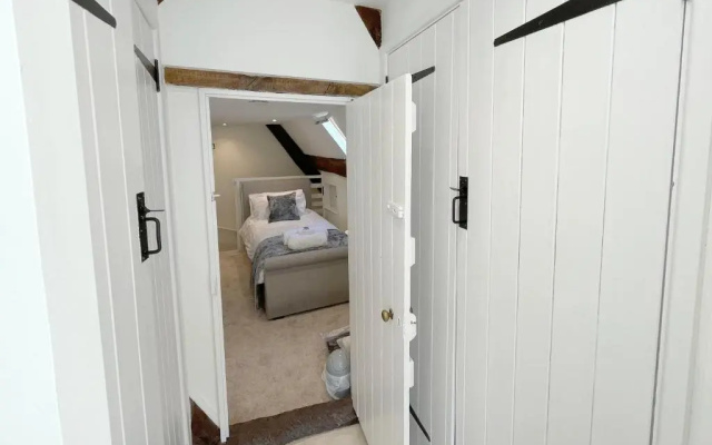 Humbug Cottage