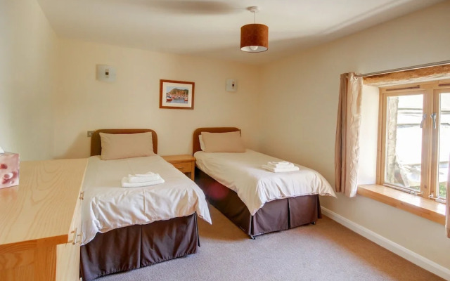 Authentic Holiday Home in Ilfracombe With Private Garden