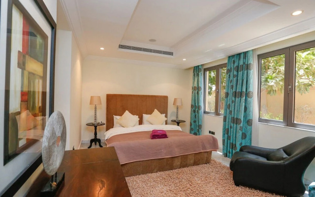 Kennedy Towers - Signature Villa L