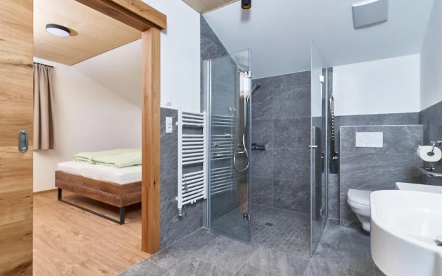 Awesome Apartment in Längenfeld With Wifi and 2 Bedrooms