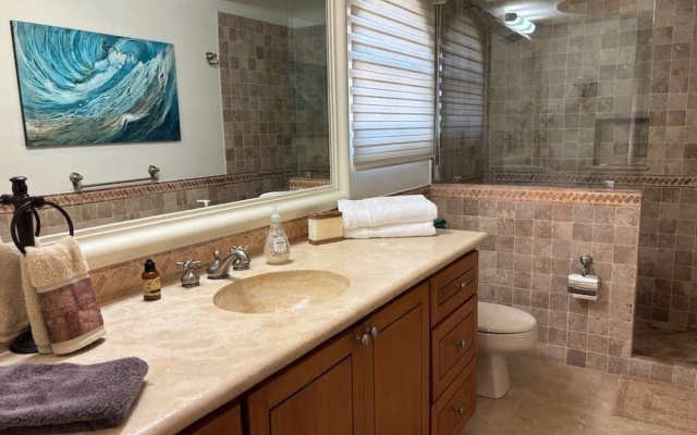Beautifully Maintained 2-bed Condo in Las Mañanitas