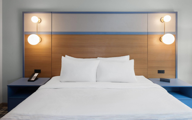 AmericInn by Wyndham Lake Mills