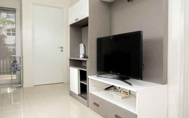 Modern 2BR Apartment at Parahyangan Residence