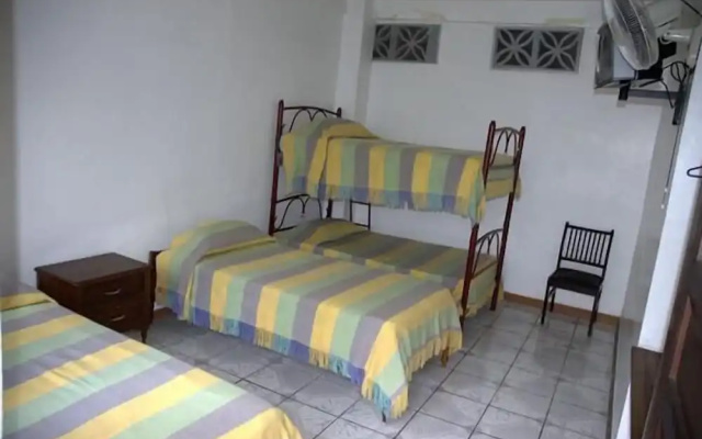 Hotel Salinas