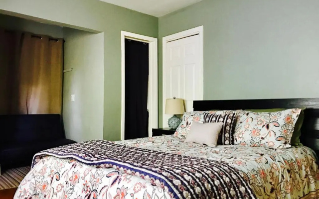 The Mango Inn Bed & Breakfast