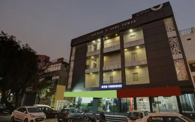 Townhouse Nangal Raya Pankha Road