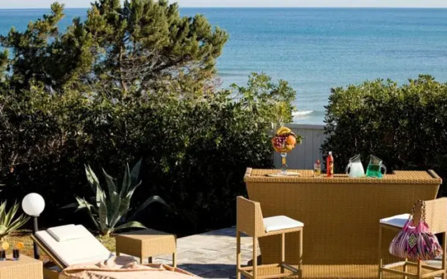 Villa Rosa Marina On The Beach
