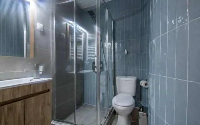 Beautiful Design Flat In Thessaloniki