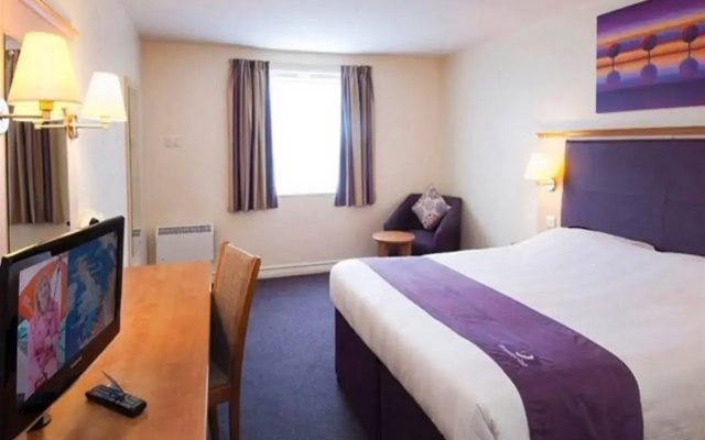 Premier Inn Swindon Central